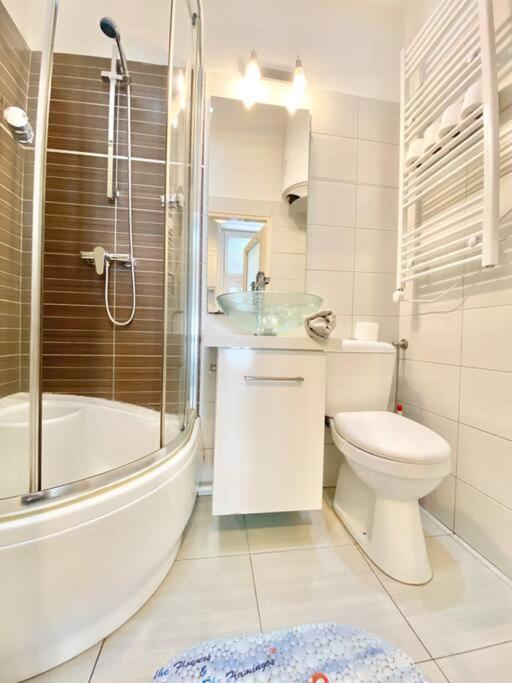Stay Cool! Apartment With Sauna And Private Garden Budapest Luaran gambar