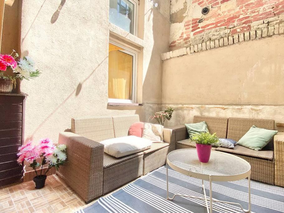 Stay Cool! Apartment With Sauna And Private Garden Budapest Luaran gambar